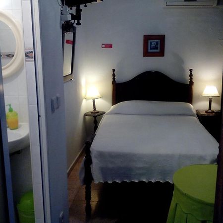 Hotel Residencia Matos Pereira Vila Real de Santo António Habitación foto