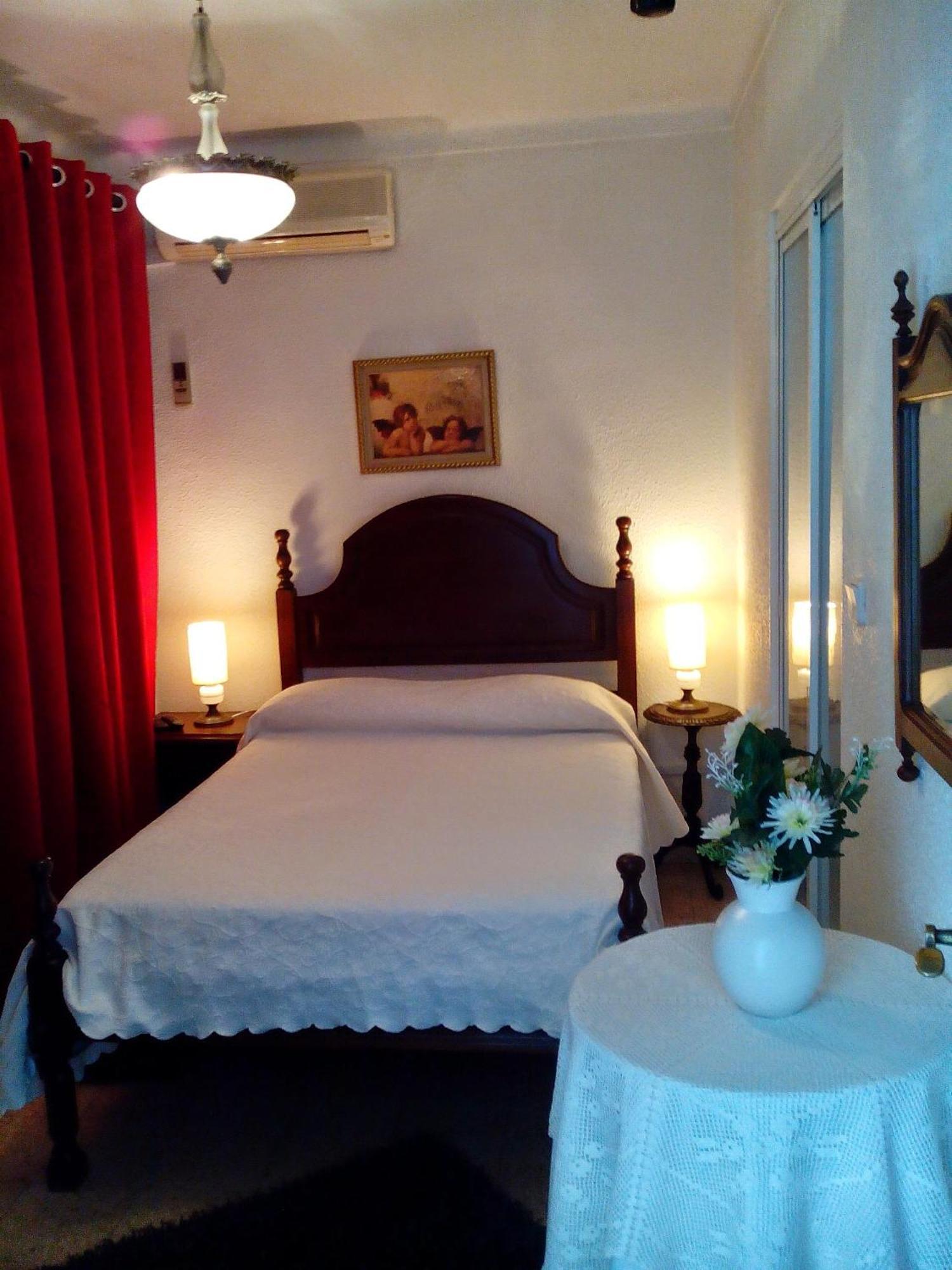 Hotel Residencia Matos Pereira Vila Real de Santo António Habitación foto