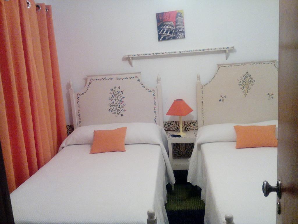 Hotel Residencia Matos Pereira Vila Real de Santo António Habitación foto